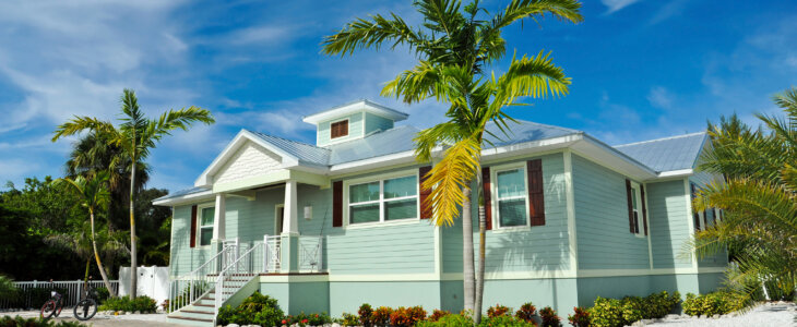 Green coastal home in Florida